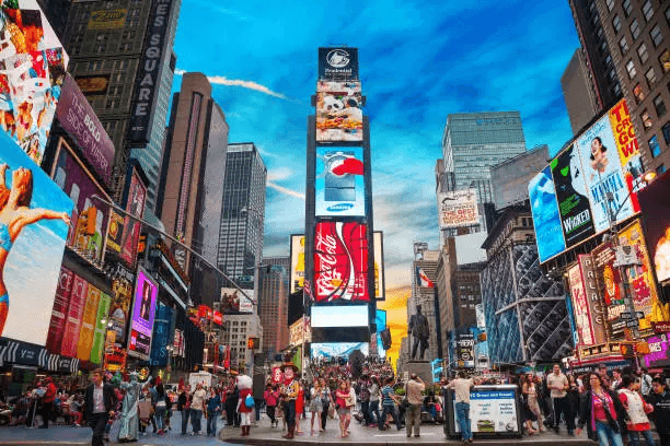 The Cost of Billboard Advertising: Breaking Down the Numbers